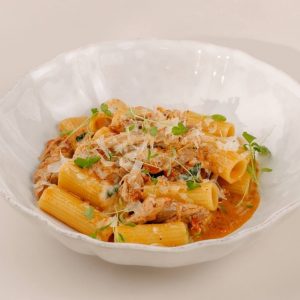 Ригатони с уткой